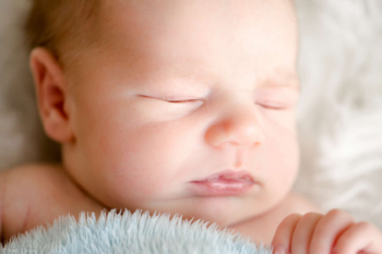 Loosiauhinna võitja | vastsündinu pildistamine | newborn photography svg+xml,%3Csvg%20xmlns%3D%22http%3A%2F%2Fwww.w3 - Loosiauhinna võitja | vastsündinu pildistamine | newborn photography