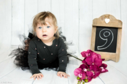 Beebi 9 kuud |vastsündinu pildistamine | beebi fotod | perefotograaf |newborn photographer svg+xml,%3Csvg%20xmlns%3D%22http%3A%2F%2Fwww.w3 - Beebi 9 kuud |vastsündinu pildistamine | beebi fotod | perefotograaf |newborn photographer