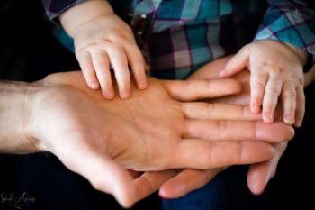 Peresessioon| beebide pildistamine | laste fotograaf | fotograaf Tallinnas svg+xml,%3Csvg%20xmlns%3D%22http%3A%2F%2Fwww.w3 - Peresessioon| beebide pildistamine | laste fotograaf | fotograaf Tallinnas