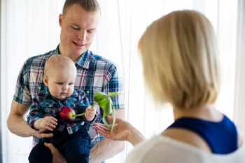 Peresessioon| beebide pildistamine | laste fotograaf | fotograaf Tallinnas svg+xml,%3Csvg%20xmlns%3D%22http%3A%2F%2Fwww.w3 - Peresessioon| beebide pildistamine | laste fotograaf | fotograaf Tallinnas